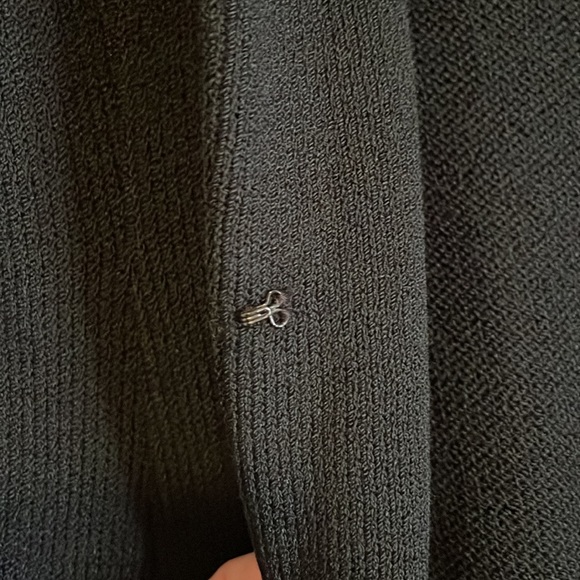 St. John Black Knit Jacket/ Sweater. Size 6. - Picture 4 of 10